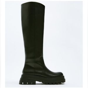 GUC ZARA FAUX BLACK LEATHER KNEE HIGH CHUNKY PULL ON BOOTS SZ EU 38 sz 7.5 or 8